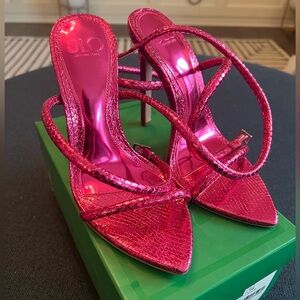 Stunning pink metallic J.Lo heels! Size 7.5. Worn once!